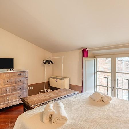 Anfiteatro Luxury Rooms - Affitti Brevi Italia Lucca Bagian luar foto