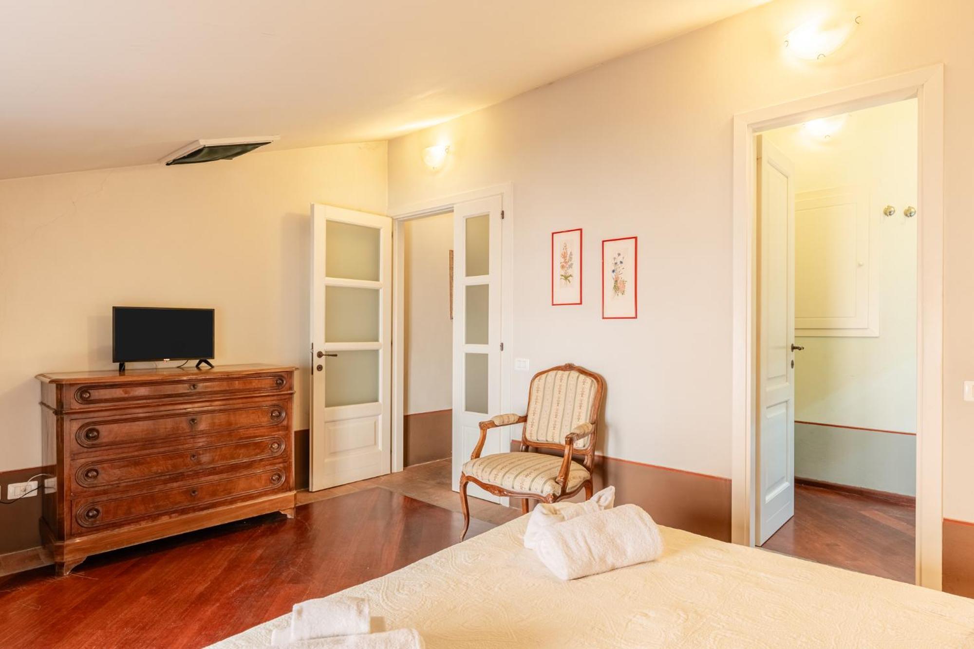 Anfiteatro Luxury Rooms - Affitti Brevi Italia Lucca Bagian luar foto